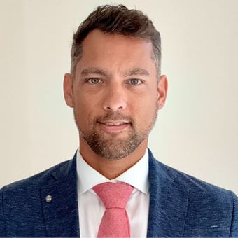 AaronDeckerProfile AaronDeckerProfile